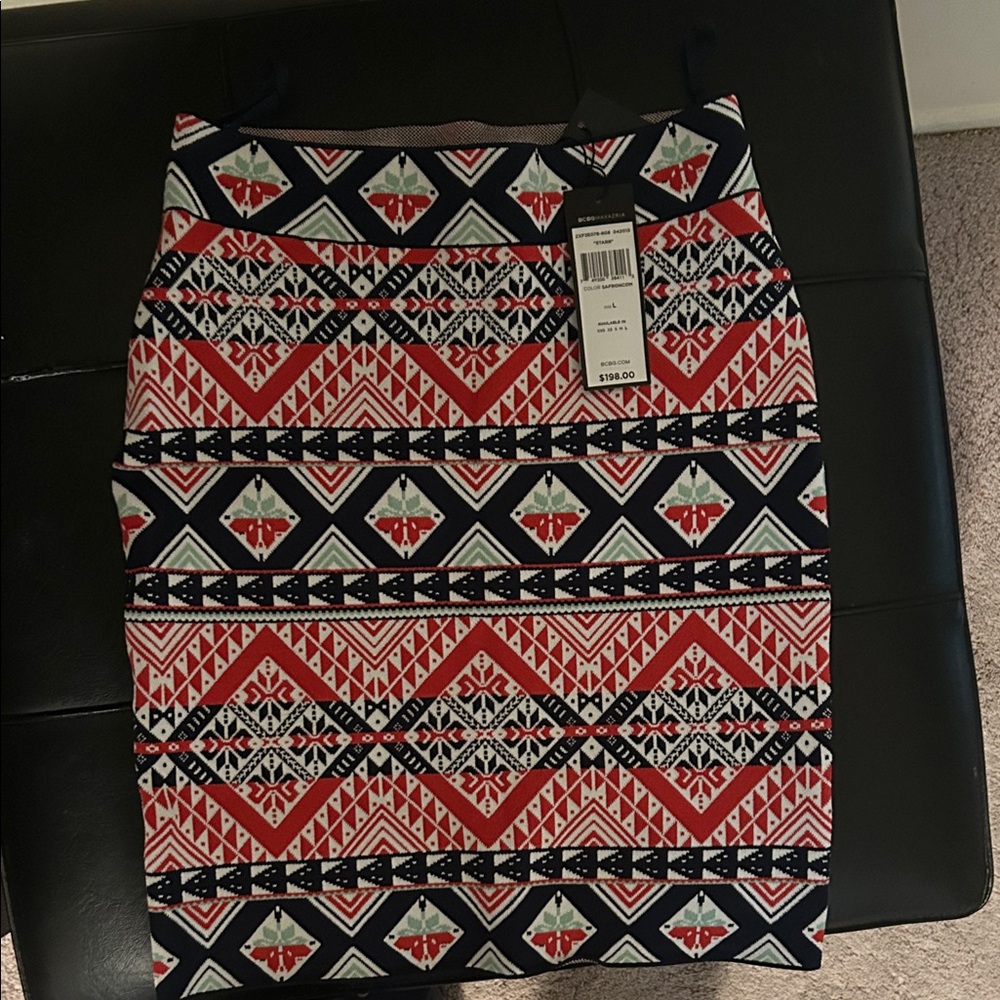BCBGMaxAzria Red, Navy & White Geo-Print Pencil Skirt
